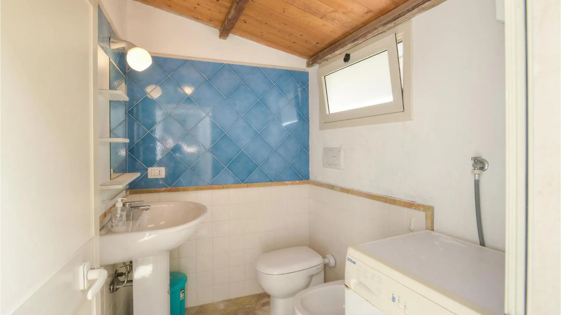 Lovely Home In Fontane Bianche With Kitchen Italy